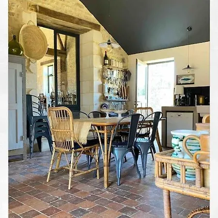 Domaine De Ronsard Semesterbostad