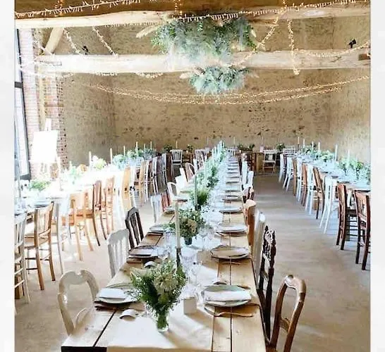 Domaine De Ronsard Semesterbostad *