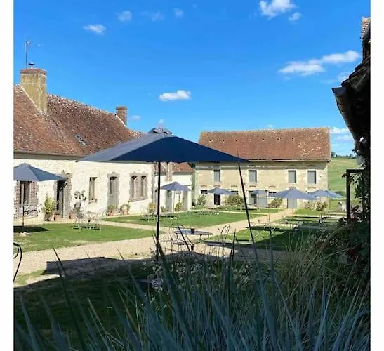 Semesterbostad Domaine De Ronsard Dame-Marie (Orne)